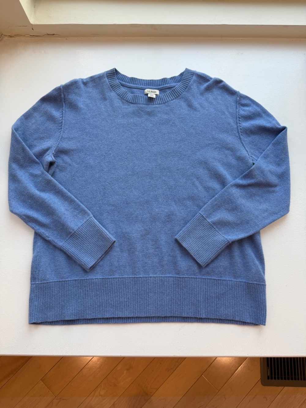L.L. Bean Women’s Cashmere Blend Crewneck Sweater Medium